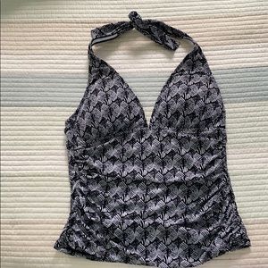 La Blanca Tankini Swim Top 12